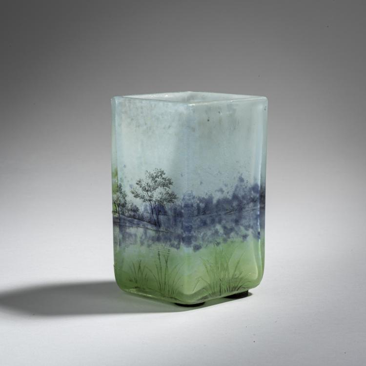 Bild 2 zu Objekt, Kleine Vase 'Paysage lacustre', um 1910, Daum Fr&egrave;res, Nancy, 153B 166