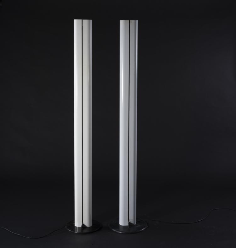 Hauptbild zu Objekt, Two floor lamps 'Megaron', 1979, Gianfranco Frattini, Artemide, Mailand, 155A 205
