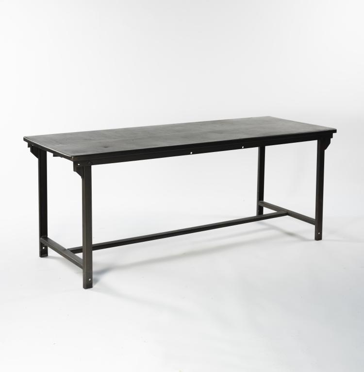 Bild 2 zu Objekt, Esstisch, um 2000, Deutschland (zugeschrieben), 155B 580