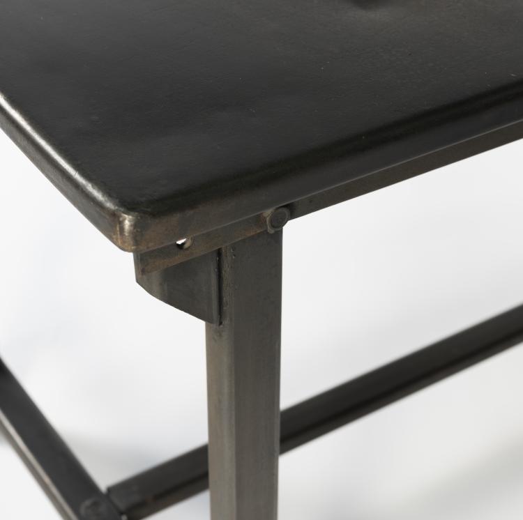 Bild 4 zu Objekt, Esstisch, um 2000, Deutschland (zugeschrieben), 155B 580