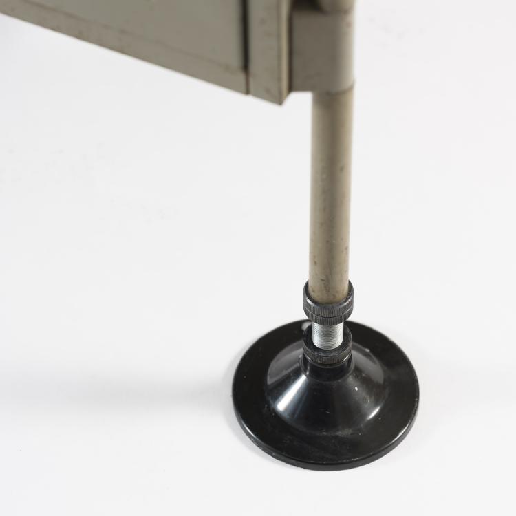 Bild 4 zu Objekt, Schreibtisch 'Spazio', 1959, Studio B.B.P.R., Olivetti, Ivrea, 155A 75