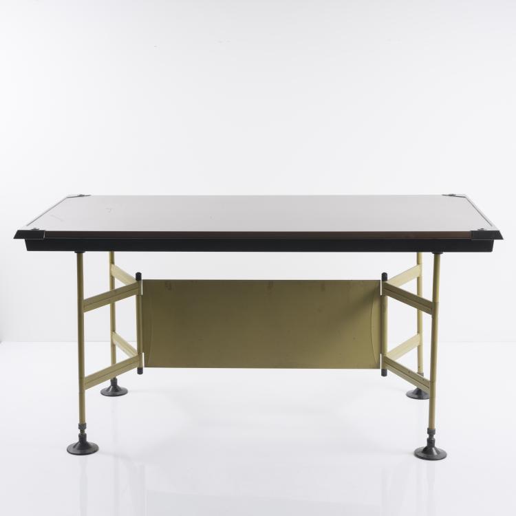 Bild 2 zu Objekt, 'Spazio' table, 1959, Studio B.B.P.R., Olivetti, Ivrea, 155A 76