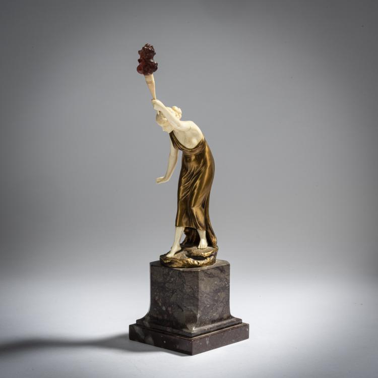 Bild 1 zu Objekt, 'Griechin mit Fackel', um 1920, Ferdinand Preiss, 153C 455