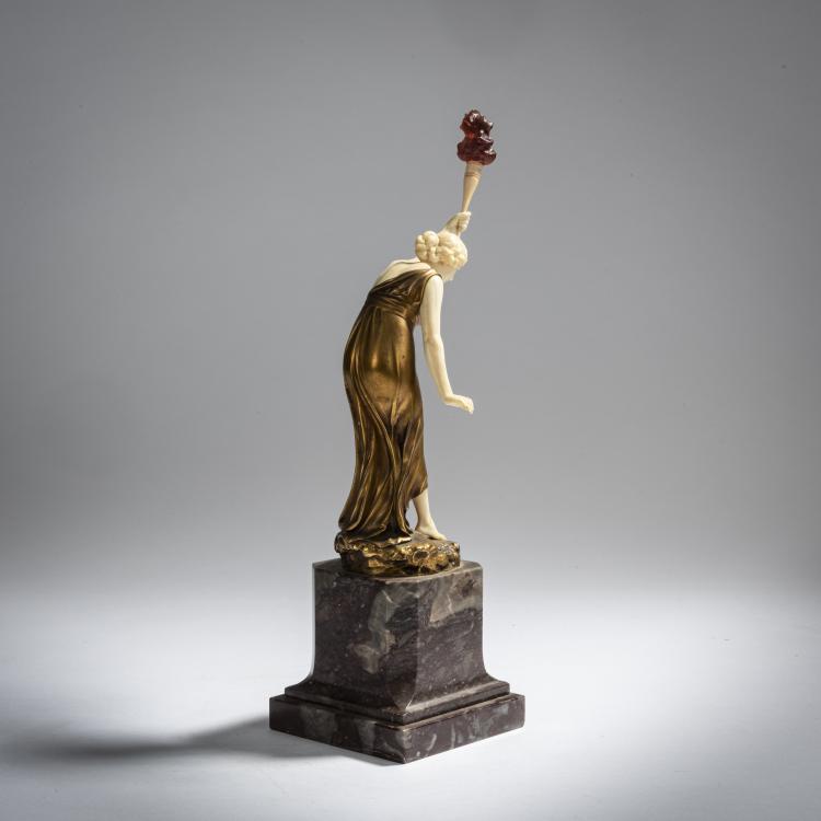 Bild 2 zu Objekt, 'Griechin mit Fackel', um 1920, Ferdinand Preiss, 153C 455