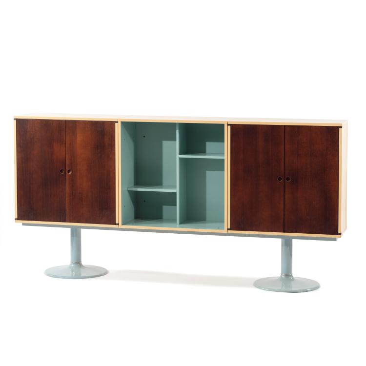 Hauptbild zu Objekt, Sideboard 'LC 20' from the 'Casiers Standard' series, 1935, Pierre Jeanneret,Charlotte Perriand,Le Corbusier Charles-&Eacute;douard Jeanneret-Gris, Cassina, Mailand, 154A 63