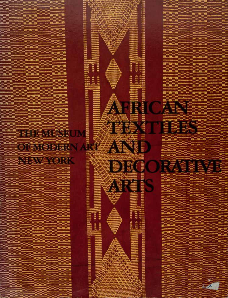 Hauptbild zu Objekt, African Textiles and Decorative Arts, 1972, 154D 701