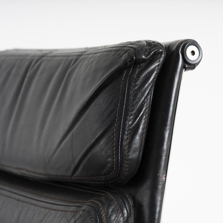 Bild 8 zu Objekt, Two 'Soft Pad Group' desk chairs, 1969, Charles Eames,Ray Eames, ICF Cadsana f&uuml;r Miller, Herman, Zeeland, 155B 542