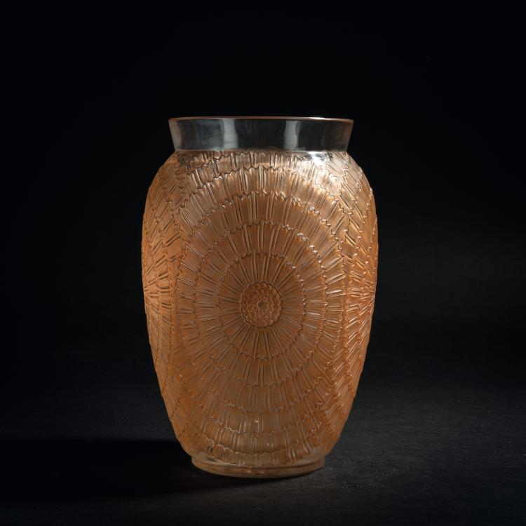 Hauptbild zu Objekt, Vase 'Soleil', 1936, Ren&eacute; Lalique, Lalique, Ren&eacute;, Wingen-sur-Moder, 153A 57