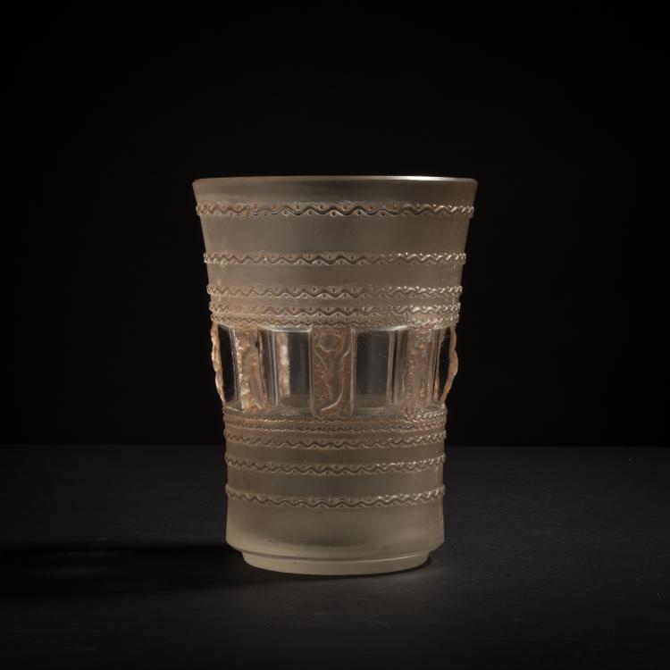 Bild 1 zu Objekt, Vase 'Florence', 1937, Ren&eacute; Lalique, Lalique, Ren&eacute;, Wingen-sur-Moder, 153A 61