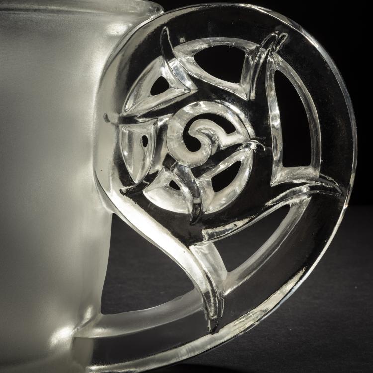 Bild 3 zu Objekt, 'Pierrefonds' vase, 1926, Ren&eacute; Lalique, Lalique, Ren&eacute;, Wingen-sur-Moder, 153A 29