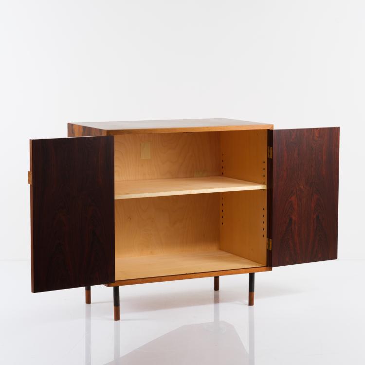 Bild 2 zu Objekt, Small cupboard, c. 1958, Finn Juhl, Bovirke, Kopenhagen, 154A 85