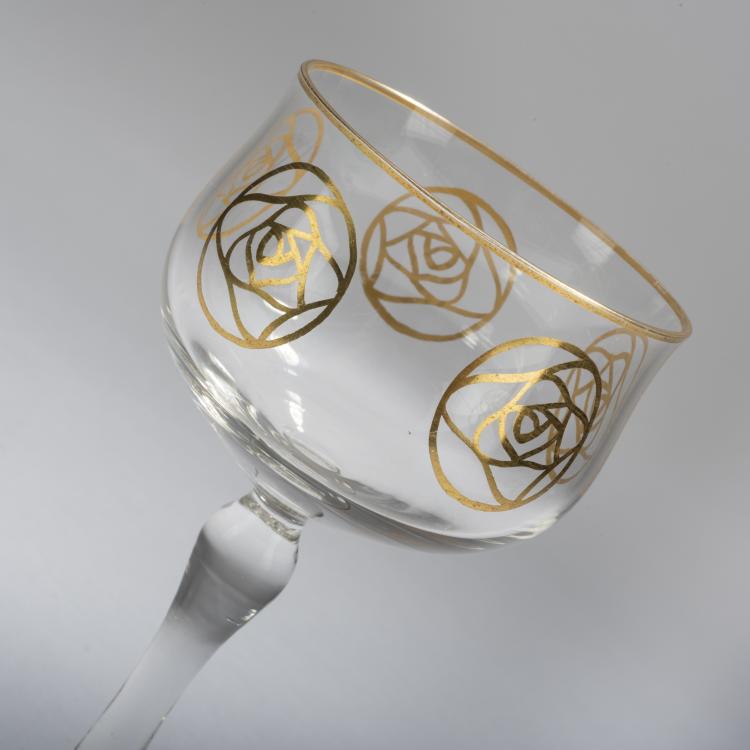 Bild 3 zu Objekt, 'Golden Rose' wine glass, c. 1903, Hans Christiansen, Theresienthaler Krystallglasfabrik, 153B 408