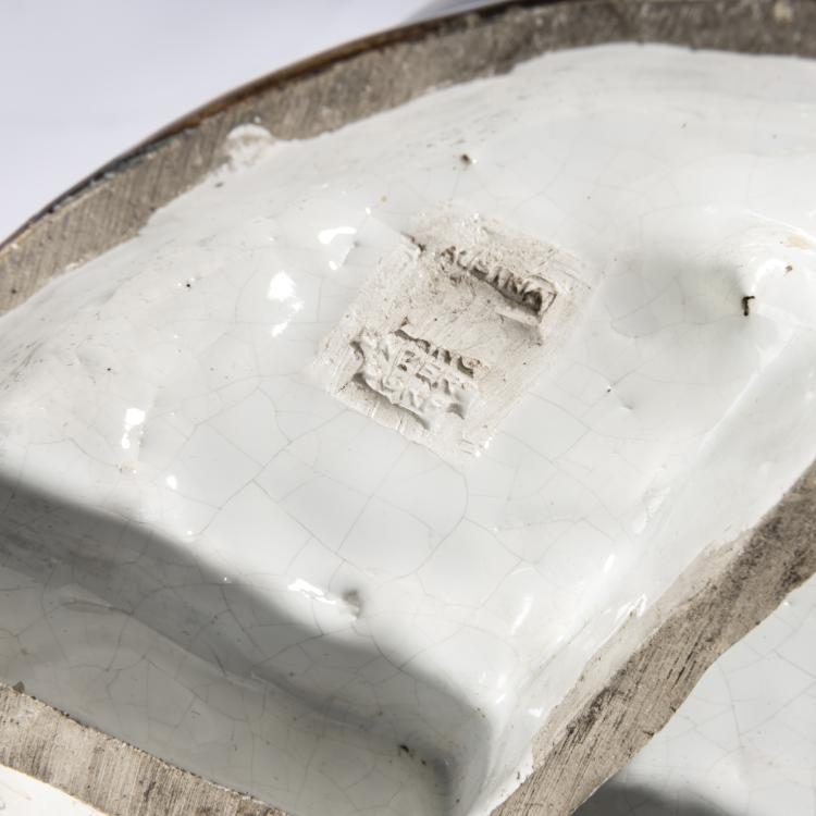 Bild 5 zu Objekt, Female nude, c. 1912, Eduard Klablena, Langenzersdorfer Keramik, 156C 610