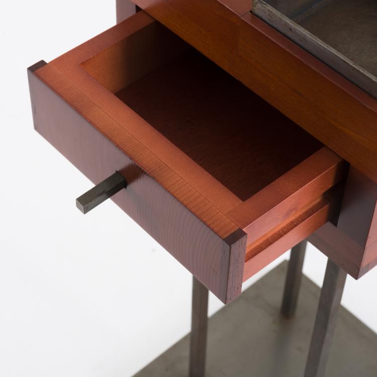 Bild 8 zu Objekt, 'Whiskey and Cigars' side table, 1980s, David Lynch, Casanostra, Schweiz, 157B 571