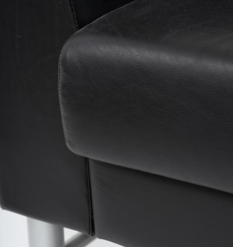 Bild 6 zu Objekt, Two 'Eastside' easy chairs, 1982, Ettore Sottsass, Knoll International, New York, 155A 230