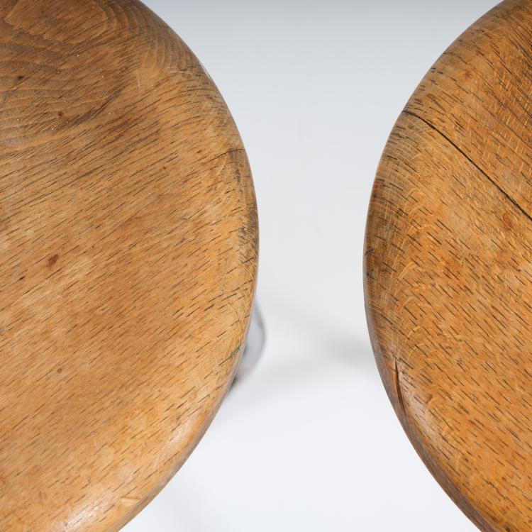 Bild 2 zu Objekt, Zwei Hocker, 1930er Jahre, Vichr, Prag, 154A 46