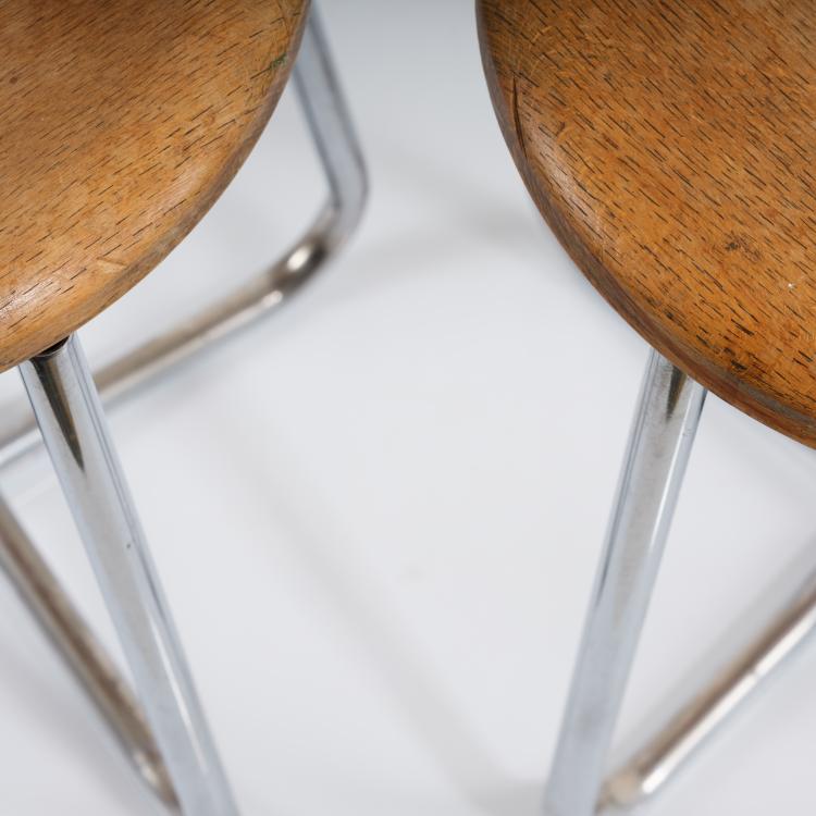 Bild 3 zu Objekt, Zwei Hocker, 1930er Jahre, Vichr, Prag, 154A 46