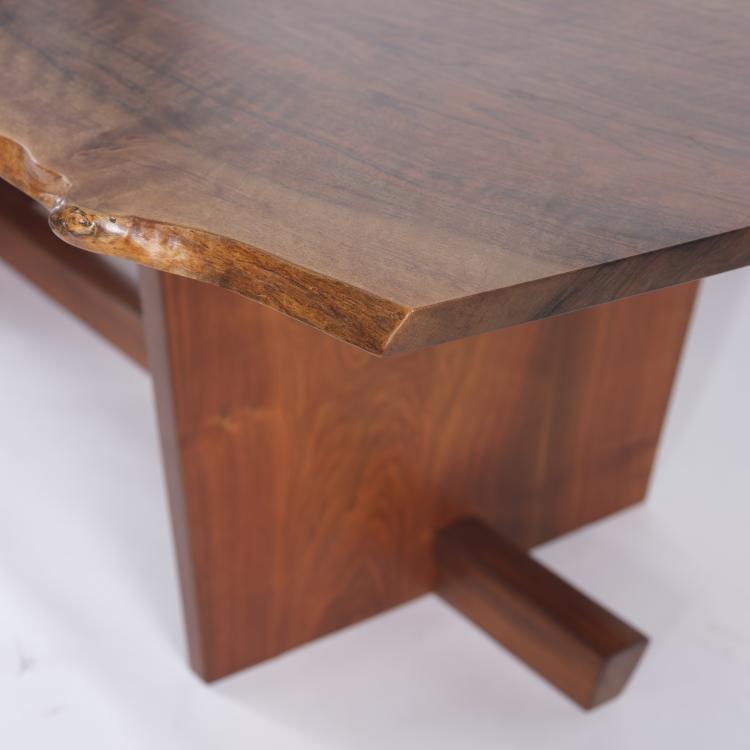 Bild 3 zu Objekt, Esstisch 'Minguren II', 1974, George Nakashima, Nakashima Studios, New Hope, Pennsylvania, 155B 543