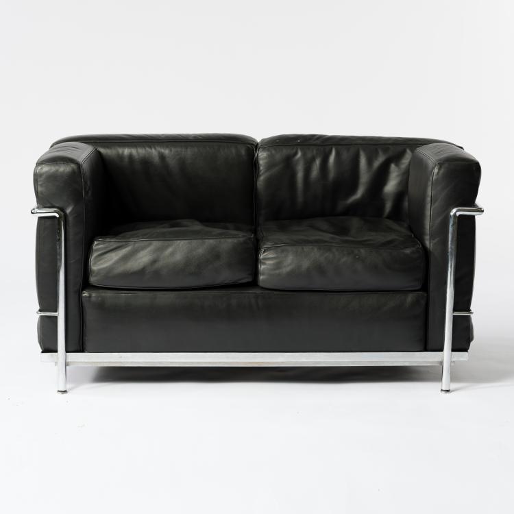 Bild 2 zu Objekt, LC 2' settee, 1928, Pierre Jeanneret,Charlotte Perriand,Le Corbusier Charles-&Eacute;douard Jeanneret-Gris, Cassina, Mailand, 155B 270