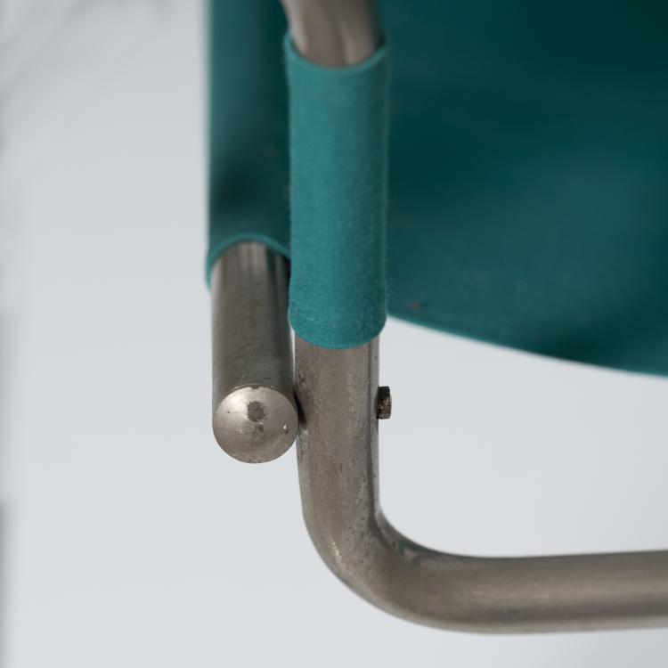 Bild 3 zu Objekt, Armlehnsessel 'B3' - 'Wassily', 1925, Marcel Breuer, Standard M&ouml;bel, Berlin (zugeschrieben), 154A 30