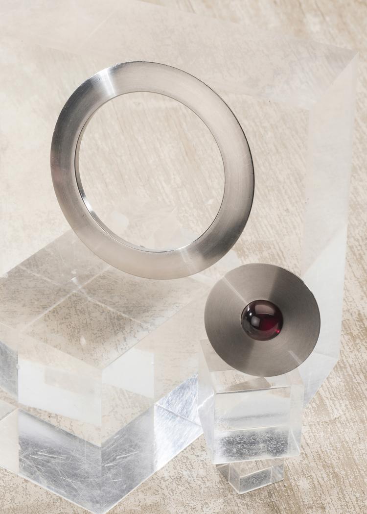 Bild 4 zu Objekt, Armreif und Brosche, 1979, Friedrich Becker, 154B 204