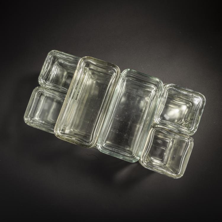 Bild 2 zu Objekt, Kubus-Geschirr mit Tablett, 1938, Wilhelm Wagenfeld, Vereinigte Lausitzer Glaswerke,, 154A 57