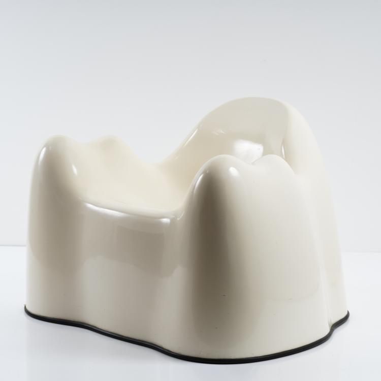 Bild 1 zu Objekt, 'Molar' armchair, 1969, Wendell Castle, Northern Plastics, Syracuse, NY, 154A 129