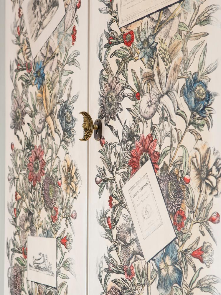 Bild 16 zu Objekt, Unikat Einbau-Kleiderschrank, 1950er Jahre, Piero Fornasetti, Fornasetti, Mailand, 154A 99