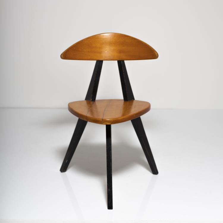 Bild 1 zu Objekt, Three-legged child's chair, 1954, Walter Papst, Wilkhahn, Eimbeckhausen, 155B 434