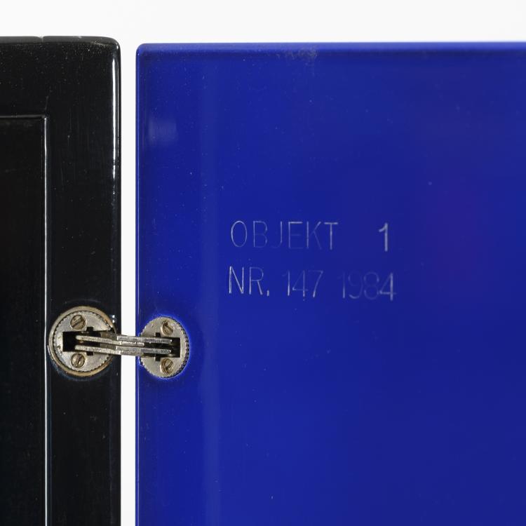 Bild 5 zu Objekt, 'Mondrian' cabinet, 1976, Koni Ochsner, R&ouml;thlisberger Collection, G&uuml;mlingen, 155B 562