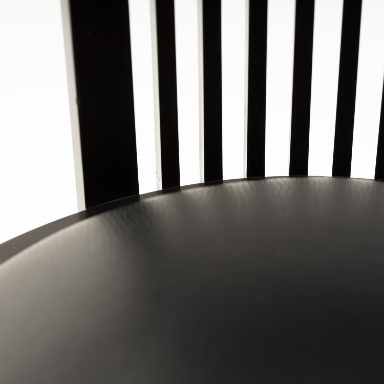 Bild 1 zu Objekt, Armlehnstuhl 'Barrel Chair', 1904/1905, Frank Lloyd Wright, Cassina, Mailand, 155B 252