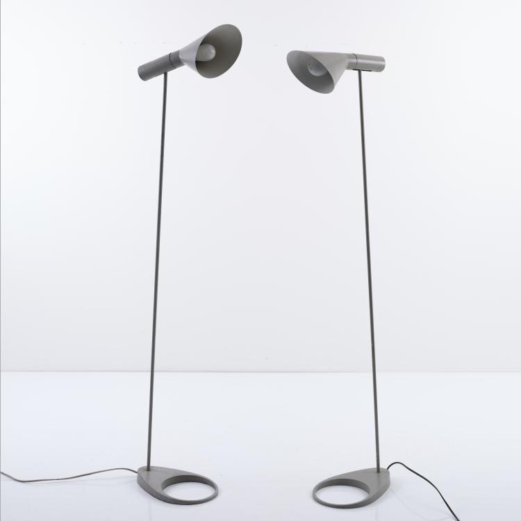 Hauptbild zu Objekt, Zwei Stehleuchten und zwei Wandleuchten 'AJ', 1957, Arne Jacobsen, Poulsen, Louis, Kopenhagen, 155B 463