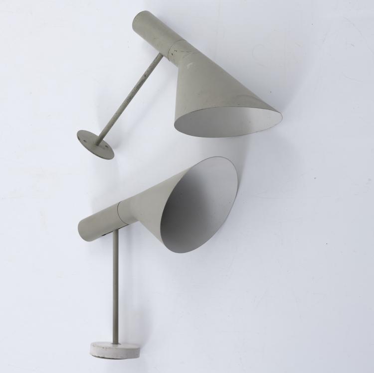 Bild 4 zu Objekt, Zwei Stehleuchten und zwei Wandleuchten 'AJ', 1957, Arne Jacobsen, Poulsen, Louis, Kopenhagen, 155B 463