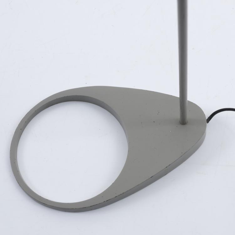 Bild 9 zu Objekt, Zwei Stehleuchten und zwei Wandleuchten 'AJ', 1957, Arne Jacobsen, Poulsen, Louis, Kopenhagen, 155B 463