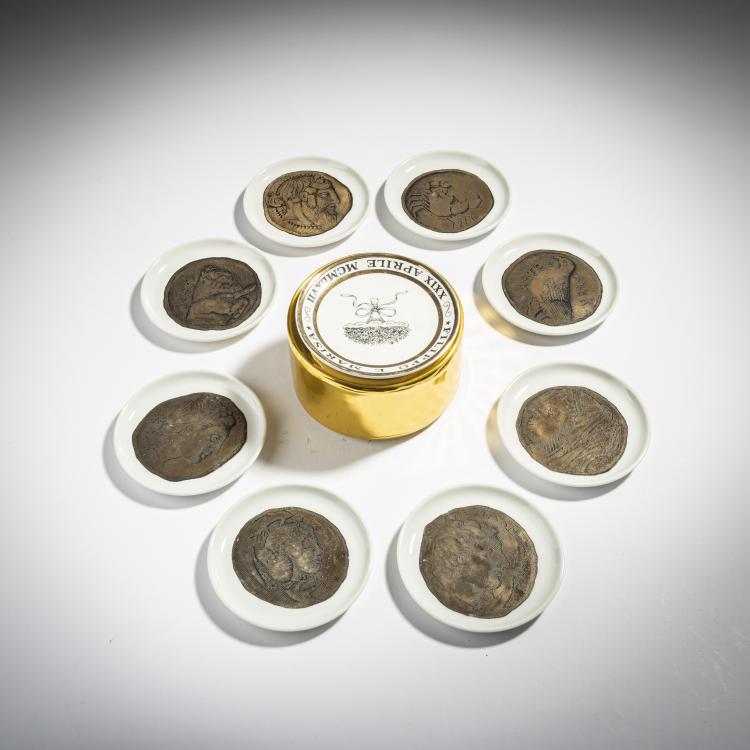 Hauptbild zu Objekt, Eight 'Monete Romane' coasters, 1960/70s, Piero Fornasetti, Fornasetti, Mailand, 155A 209