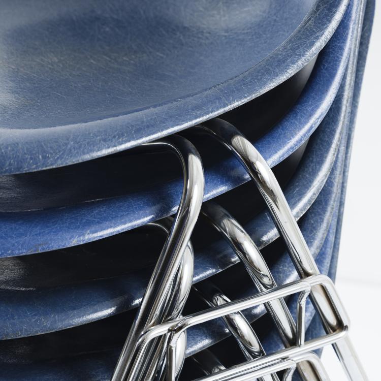 Bild 4 zu Objekt, Six 'Plastic Side Chairs DSS', 1955, Charles Eames,Ray Eames, Vitra, Weil am Rhein, 155B 438