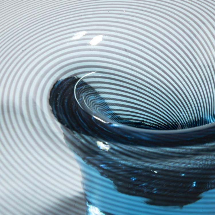 Bild 4 zu Objekt, 'Medusa' bowl, 1966, Tapio Wirkkala, Venini & C., Murano, 155C 794