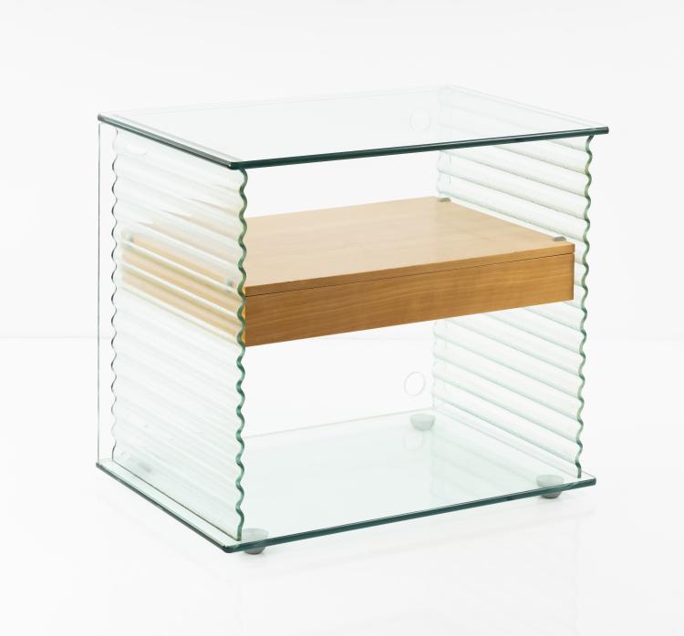 Hauptbild zu Objekt, Kleines Sideboard 'Onda', 1996, Ron Arad, Fiam, Pesaro, 155B 588