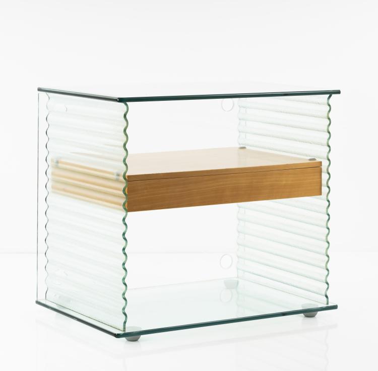 Bild 2 zu Objekt, Kleines Sideboard 'Onda', 1996, Ron Arad, Fiam, Pesaro, 155B 588