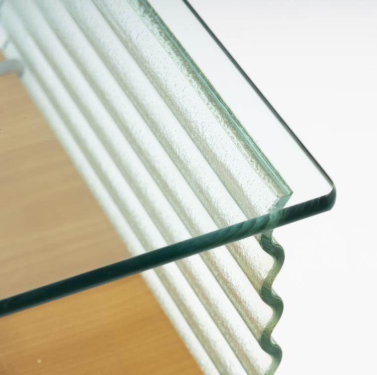 Bild 4 zu Objekt, Kleines Sideboard 'Onda', 1996, Ron Arad, Fiam, Pesaro, 155B 588