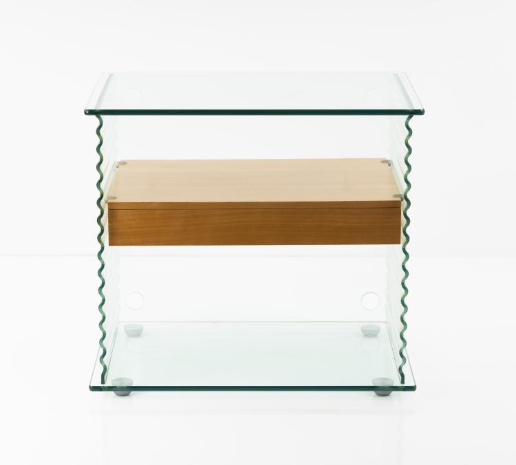 Bild 5 zu Objekt, Kleines Sideboard 'Onda', 1996, Ron Arad, Fiam, Pesaro, 155B 588