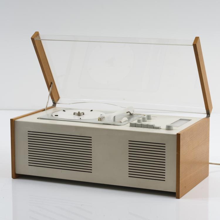 Hauptbild zu Objekt, Radio-phono combination 'SK 5, 1958, Hans Gugelot,Dieter Rams, Braun AG, Frankfurt am Main, 155B 369