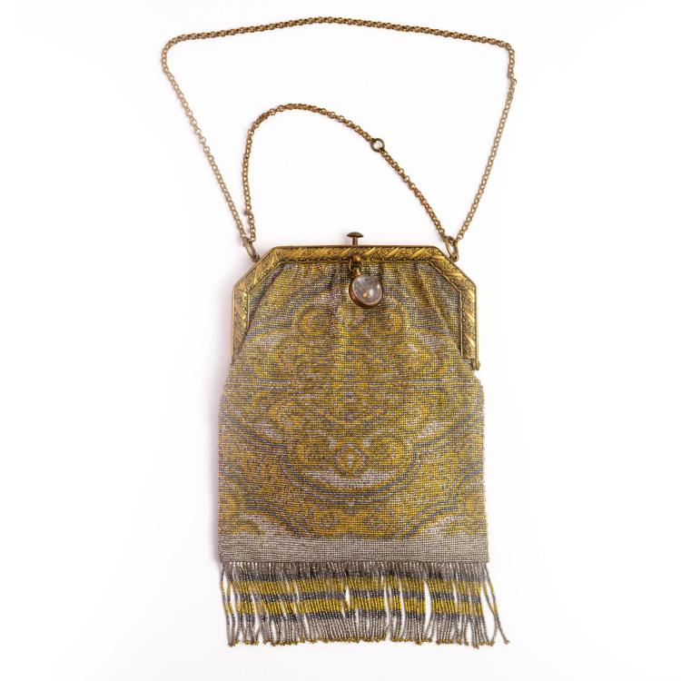 Bild 1 zu Objekt, Stahlperlen-Handtasche mit Teppichmuster, um 1910, 157F 1272