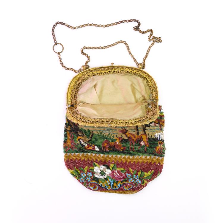 Bild 1 zu Objekt, B&uuml;gelt&auml;schchen mit b&auml;uerlicher Szene, 2. H&auml;lfte 19. Jh., 157F 1162