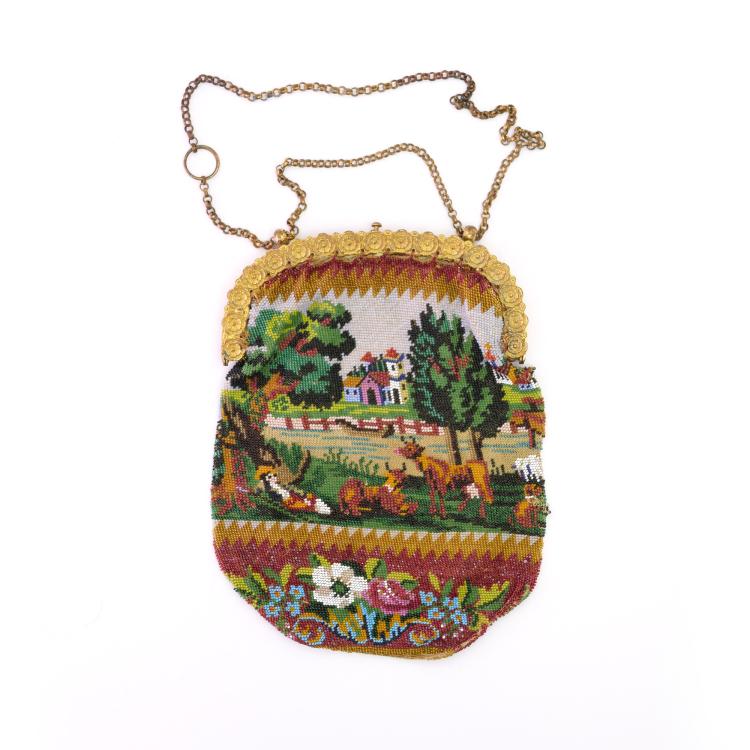 Bild 2 zu Objekt, B&uuml;gelt&auml;schchen mit b&auml;uerlicher Szene, 2. H&auml;lfte 19. Jh., 157F 1162