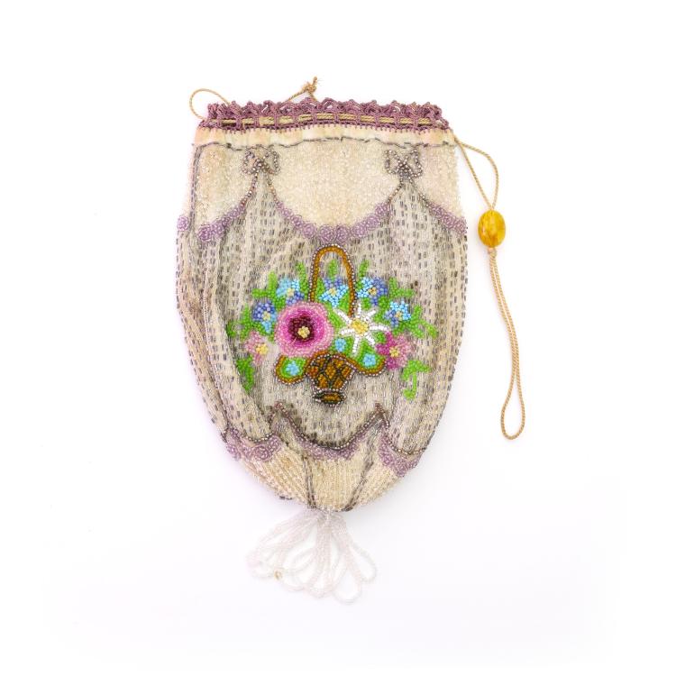 Hauptbild zu Objekt, Abendbeutel mit stilisierten Blumenk&ouml;rben, um 1920, 157F 1315