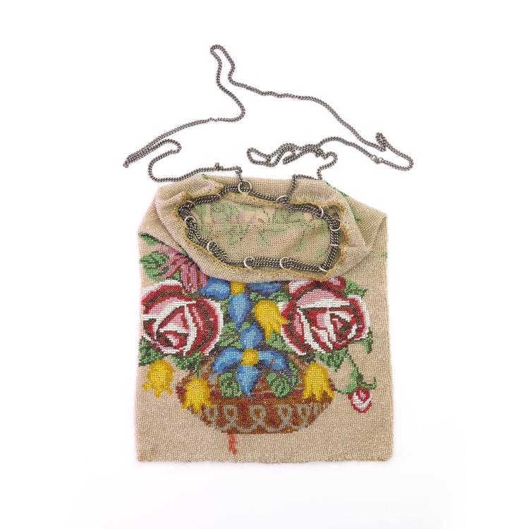 Bild 1 zu Objekt, Pouch with flower basket, c. 1900, 159D 825