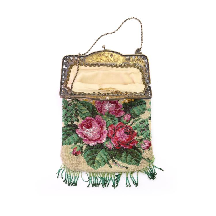Bild 2 zu Objekt, B&uuml;geltasche mit Blumenmotiv, 2. H&auml;lfte 19. Jh., 157F 1171