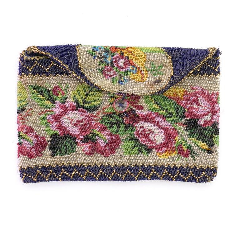 Hauptbild zu Objekt, Brieftasche mit Rosenbord&uuml;re, um 1900, 157F 1414