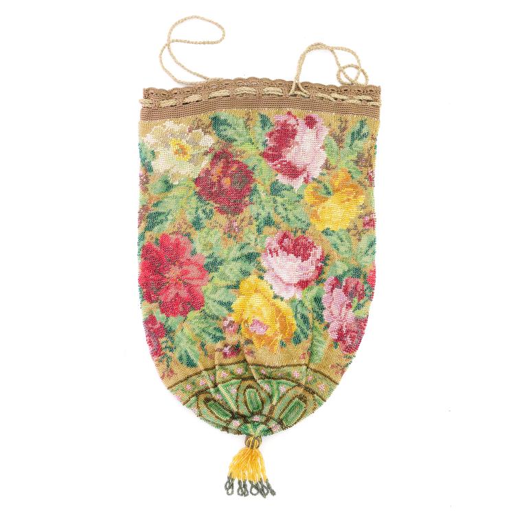 Hauptbild zu Objekt, Perlbeutel mit Rosen, 2. H&auml;lfte 19. Jh., 157F 1197